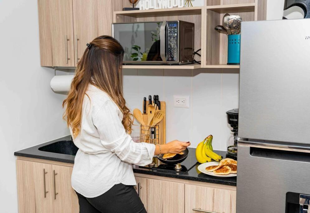 Lovely 1 Bedroom Unit With Free Parking Modra Zone 4 危地马拉 外观 照片