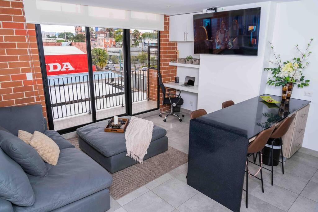 Lovely 1 Bedroom Unit With Free Parking Modra Zone 4 危地马拉 外观 照片