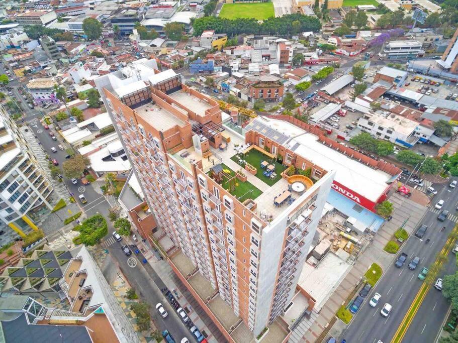 Lovely 1 Bedroom Unit With Free Parking Modra Zone 4 危地马拉 外观 照片